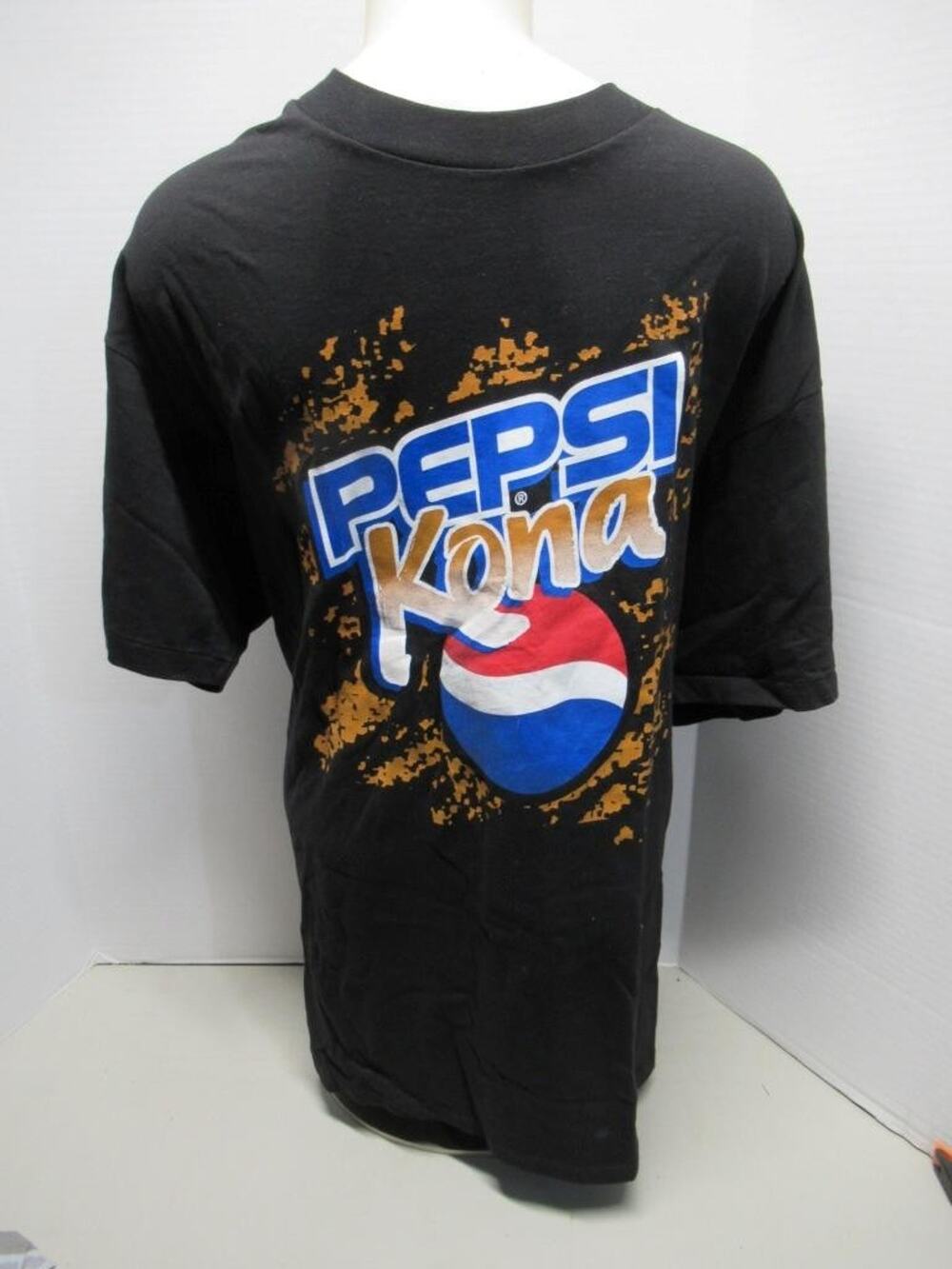 Vintage Pepsi Kona size XL 46-48 Logo T-Shirt made by Hanes CL616